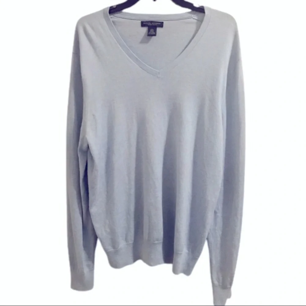 Banana Republic Men's Silk Cashmere V-neck Sweater